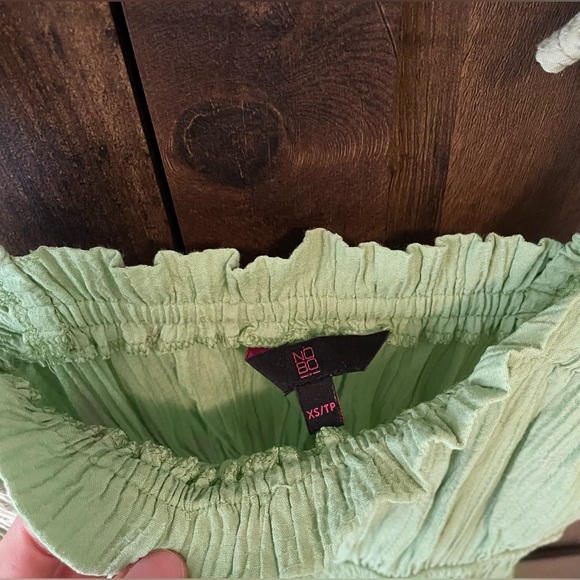 Green Ruffle Sleeve Dress - Picture 6 of 7